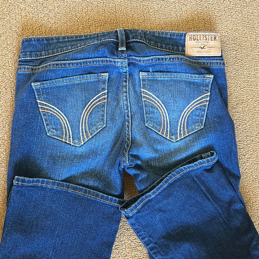 Hollister sz 25